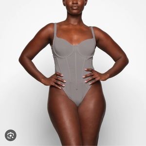 SKIMS - COTTON CORSET UNLINED BODYSUIT